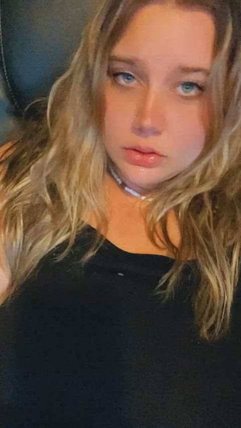 amateur big tits lesbian gif