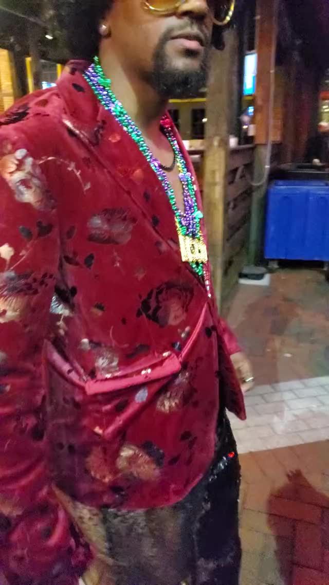 DM