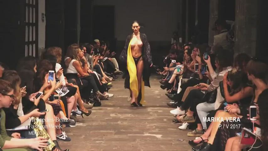 big tits jiggling model gif