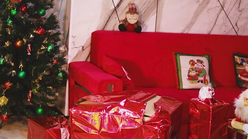 bbw big ass big tits blonde christmas latina milf short hair tattoo gif