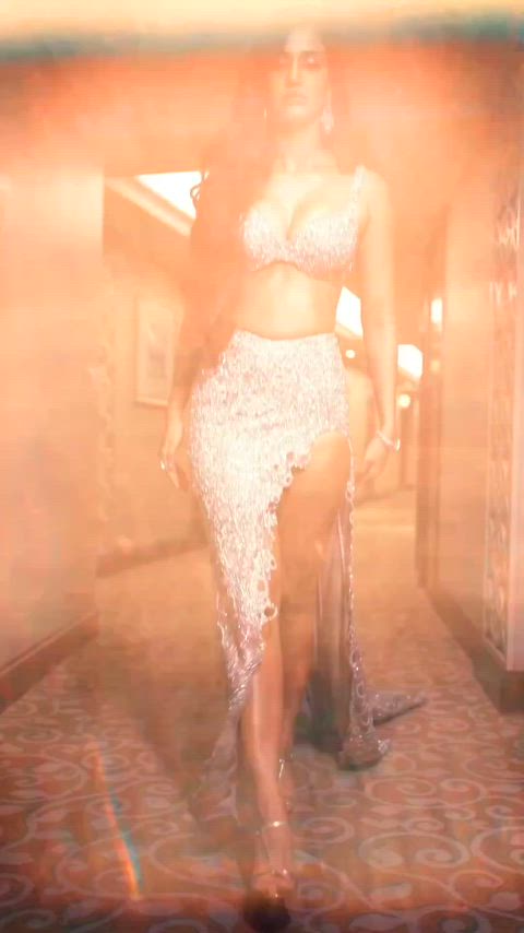 Shower some awards for our queen