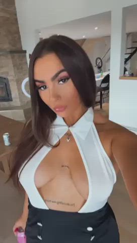 braless cute thick gif