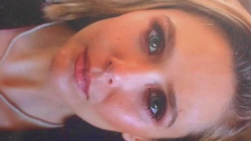 THICK and HUGE cumshot for mommy Elizabeth Olsen