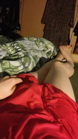 waking up on day 2 of 783 in my night dress 👗🔐, suggestions for new cage are