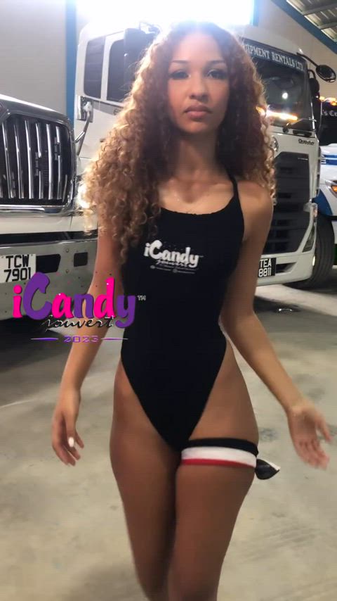 cute onlyfans petite gif