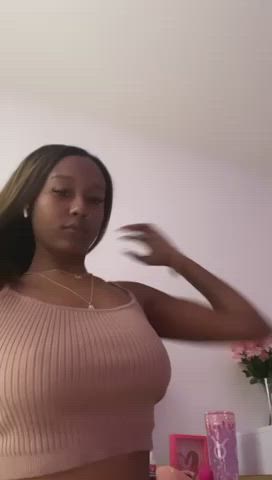 FaceTime me if you wanna see tits lol