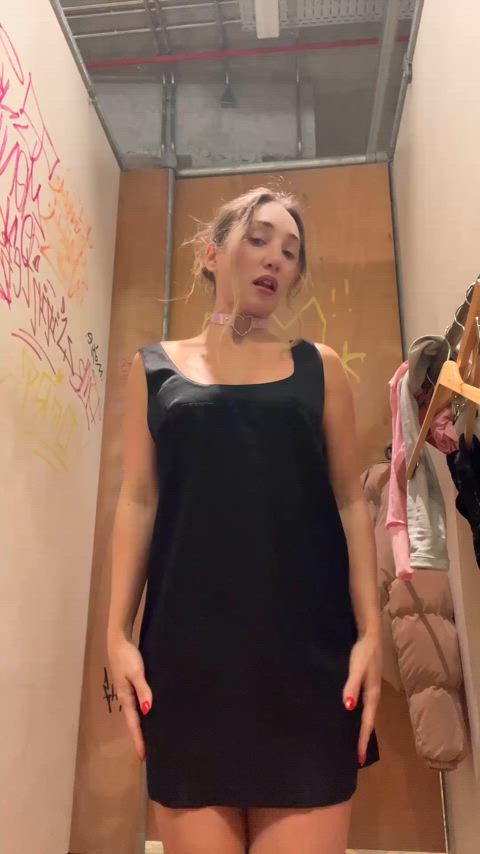 This dress is awful—it hides everything you’d actually want to see