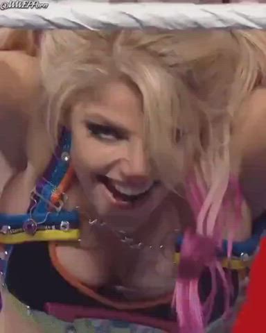 Lexi &amp; That camera angle