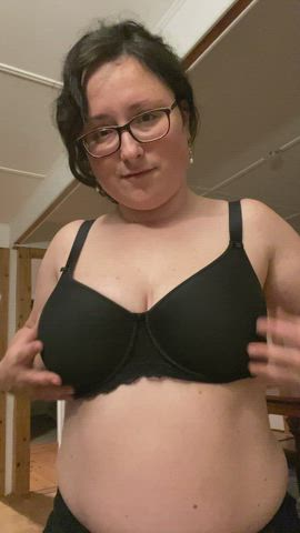 You would cum seeing these titties jiggle on you