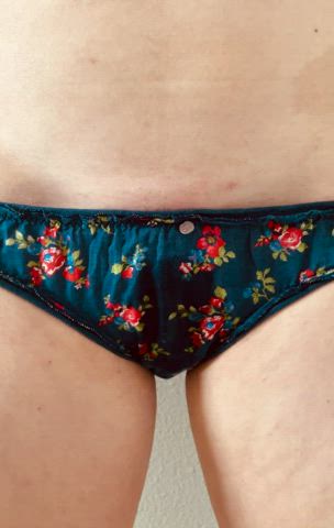 grool masturbating pierced piercing pussy pierced pussy gif