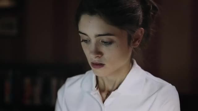 Natalia Dyer Sexy - Yes, God, Yes (2017) Trim1