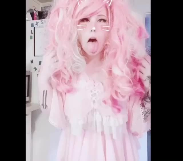 A little Ahegao I cut from the last video ?