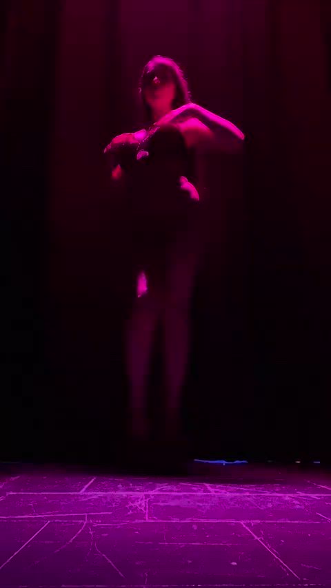 amateur big tits dancing latina solo stripper gif
