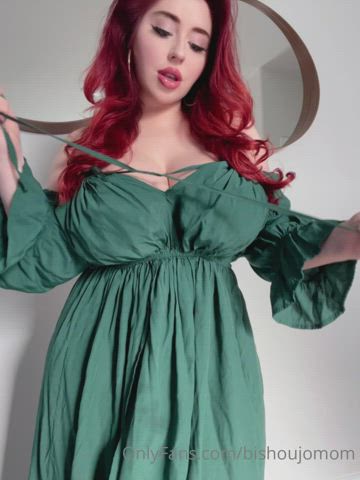 Big Tits GIF by natyroots
