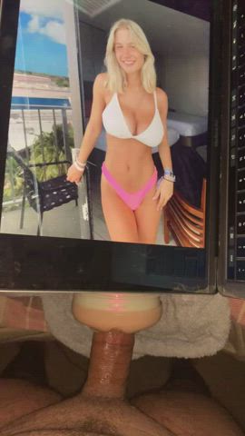Tribbing rn, looking for bikini pics or revealing clothes 😉