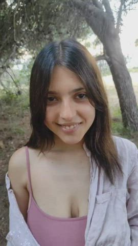 Most Viral Meme Girl Giving Amazing BJ (14Min+ Video) Link in Comments