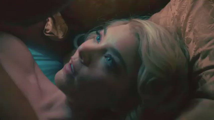 actress beautiful celebrity natalie dormer sexy gif