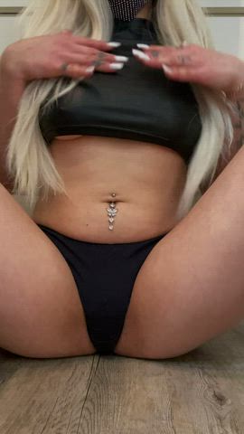 boobs onlyfans pussy gif