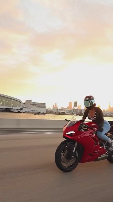 blonde creampie fansly girls goddess leggings outdoor riding tiktok titty fuck clit-rubbing