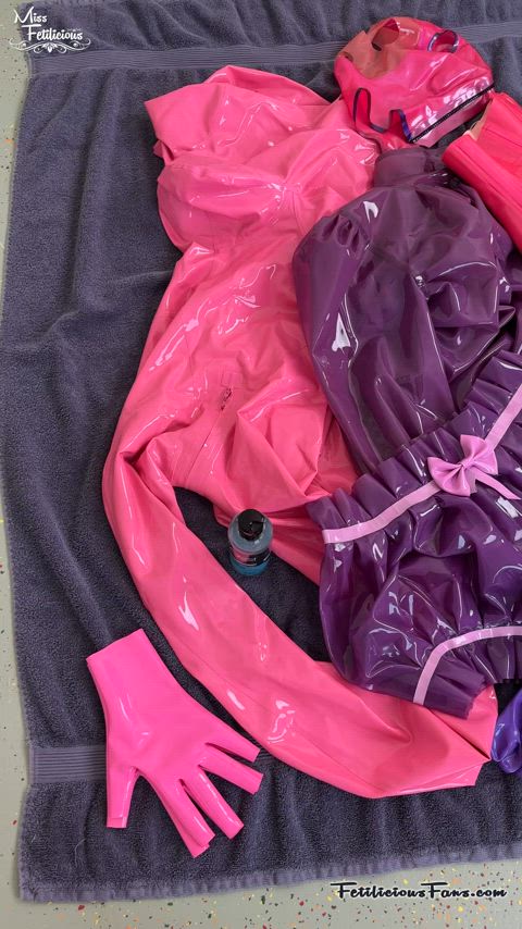 Pink and purple latex 🩷💜