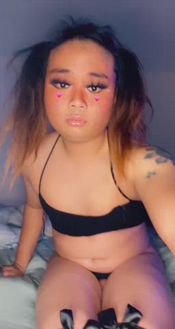 Sorry for being inactive I’ve been a bad girl, here’s a vid of me spanking my