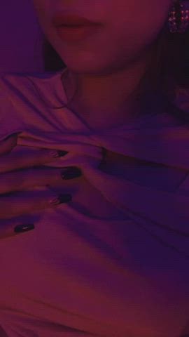 One Kiss is all it takes 💋 💕 (f)