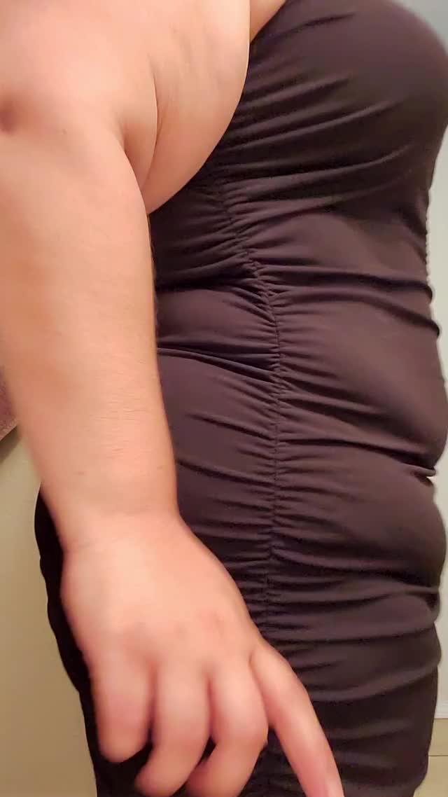 Would you take me to a nice dinner and lemme do this after?