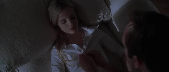 Mena Suvari in  American Beauty