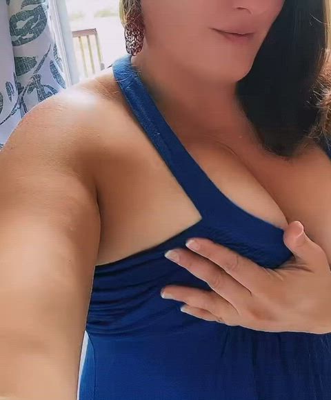 amateur milf tits gif