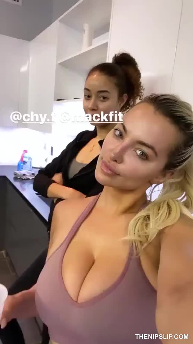 Lindsey Pelas