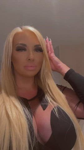 big tits blonde onlyfans gif