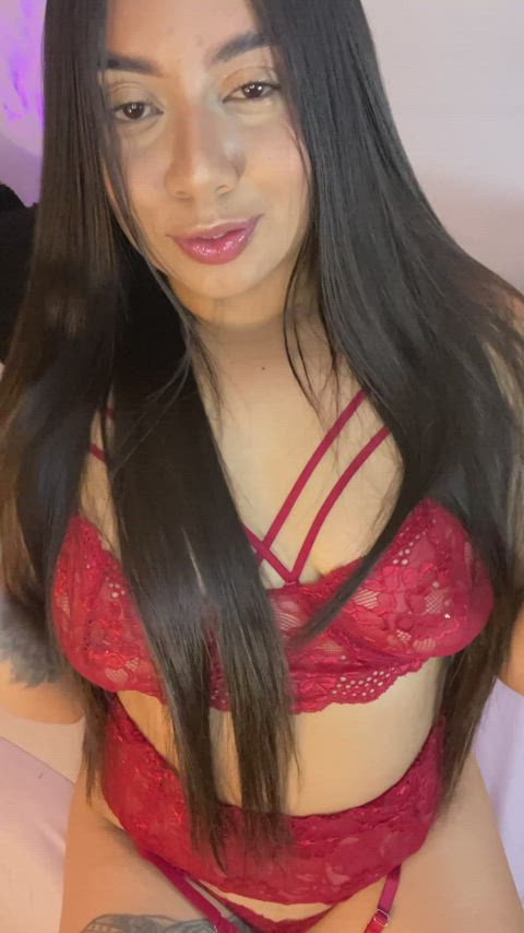 Hey guys, do you think my pussy is too fat?