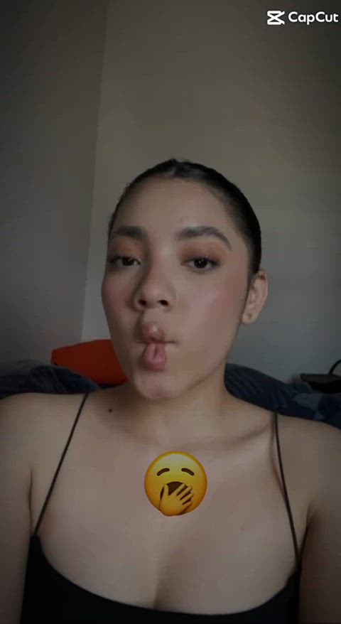 amateur deepthroat hardcore latina nsfw teen tiktok tik-tok gif