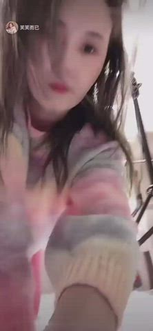 asian boobs cleavage downblouse gif
