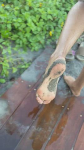 Dirty or clean soles? 💕💦