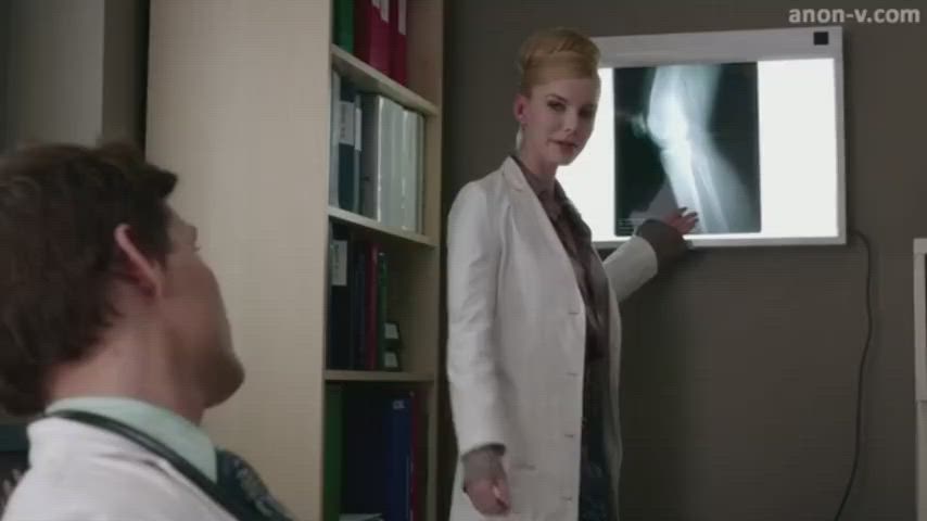 Betty Gilpin