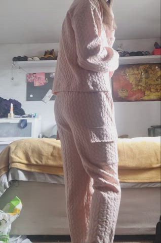 Is this look as cute as it feels?