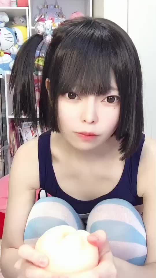 Tsunarin playing with a pussy pocket ??