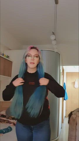 nice comfy titty drop for you :) ❤