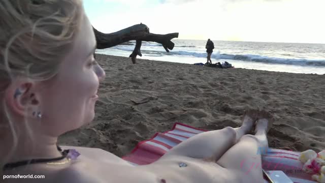 Full Video here  -  http://pornofworld.com/public/p142.html  -  Riley Star pornstar