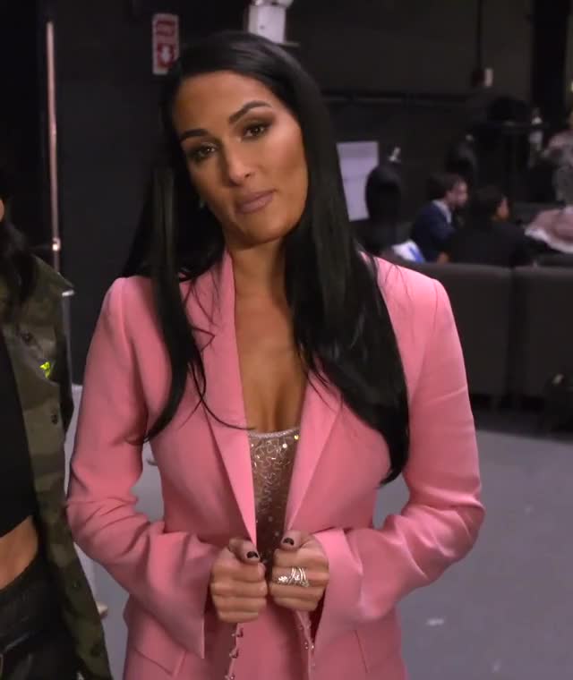 Nikki1