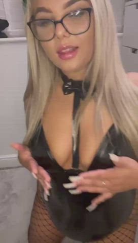 ass big tits boobs booty british latex tits twerking curvy gif