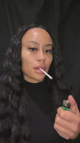 I’m so addicted! I can’t stop 🚬
