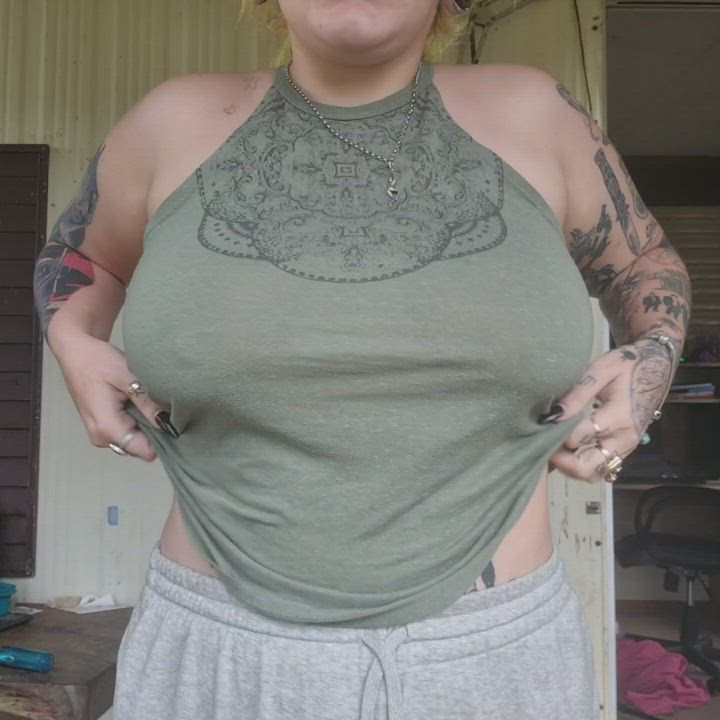 My first TittyDrop GIF, how'd I do? [OC]