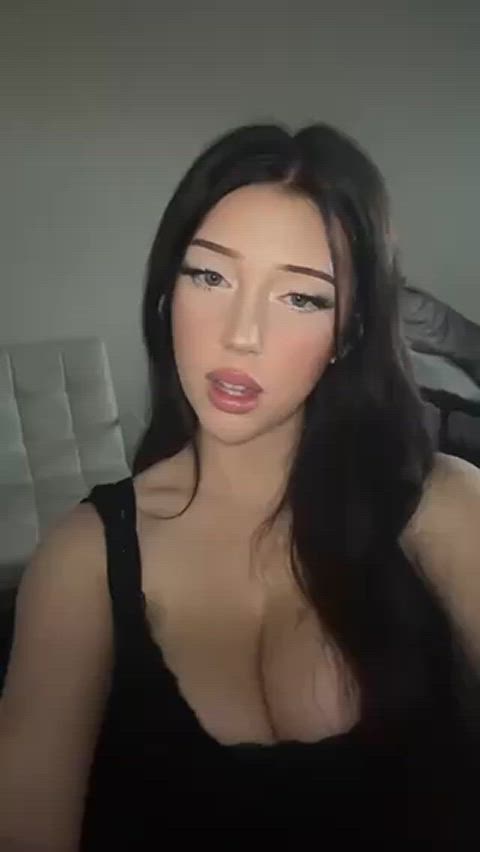 boobs emo teen goth-girls just-boobs gif
