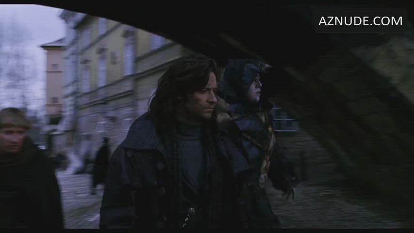 Elena Anaya - Van Helsing (2004)