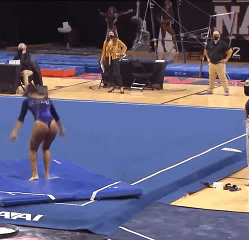 Crazy wedgie