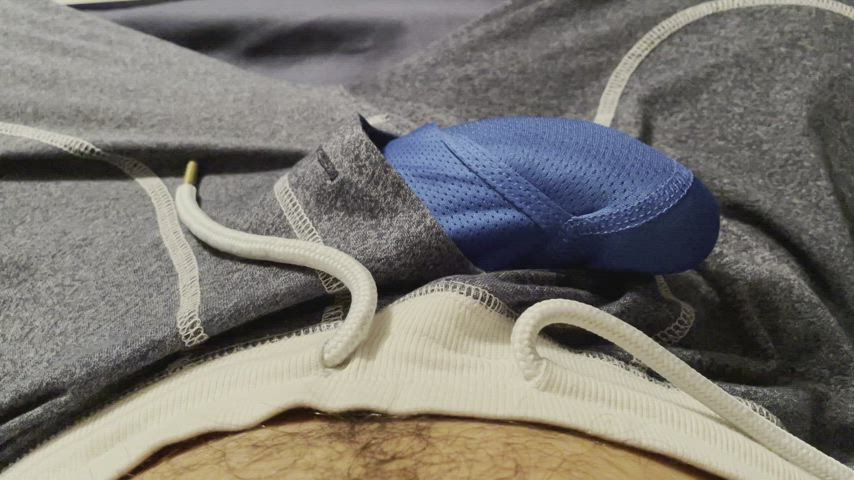 [35] Teasing the ol' bulge