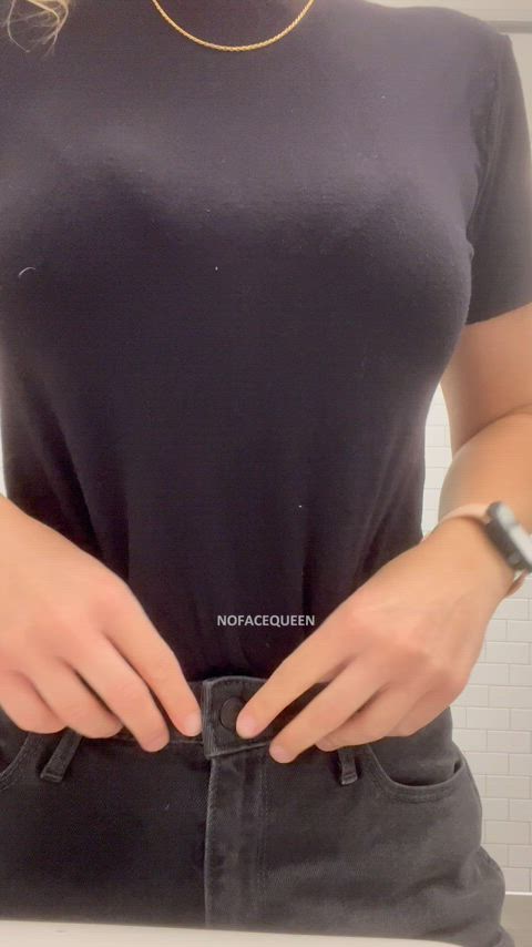 Do you like when I unzip my pants? 🙈