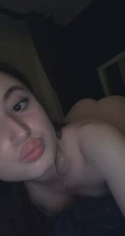 Fuck me raw or with a condom? Your choice ?
